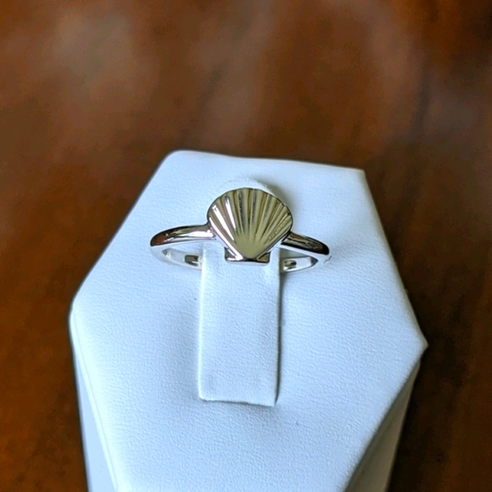 Sterling silver shell ring - Picture 6 of 8